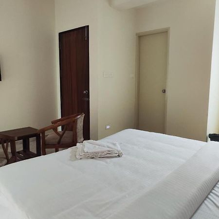 Stayz Inn Elite T Nagar Madrás Exterior foto